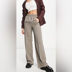 Topshop NWT Pinseam Gray High Waist Wide Leg Elastic Waist Pants - Size 10